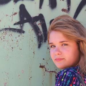 Meet your Posher, Kami